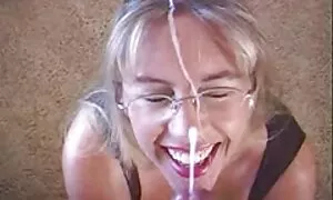 شخص مع النظارات في سن المراهقة الاباحية النجوم عنيفة الملاعين مع رجل في بلدها اروع الافلام الاباحيه كس حلق فيديو إباحي  