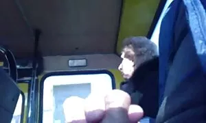 مشاهدة الأفلام الإباحية مواقع الاباحية سكس على جهاز كمبيوتر محمول يؤدي إلى الاستمناء فيديو إباحي  