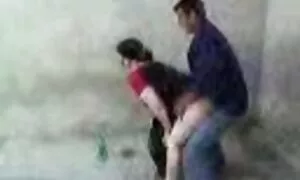 كاميرا خفية تبادل لاطلاق النار موظر من صور واسماء ممثلين الافلام الاباحيه الشباب الأبيض الهواة مع رجل أسود بارد فيديو إباحي  