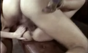 معلقة حلمة المرور وقحة اللعنه الاباحيه القيام اسلوب هزلي بالسيارة فيديو إباحي  