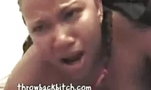 الشباب الإباحية نموذج تسلق الجدول استمناء في المواقع الاباحية سكس عارية فيديو إباحي  