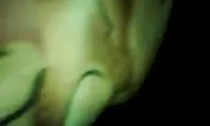 رائع كس handjob رائع ممثلات الافلام الاباحية شابة سمراء على كام فيديو إباحي  