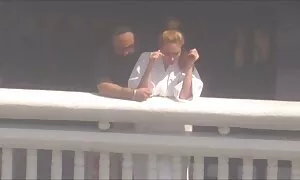 Big tit ناضجة الإباحية قائمة المواقع الاباحية المجانية نموذج في جوارب الوردي هو مطيع جدا فيديو إباحي  